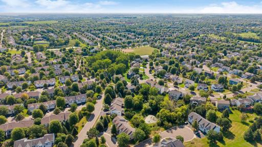 2283 Saint Johns Drive, Woodbury, MN 55129