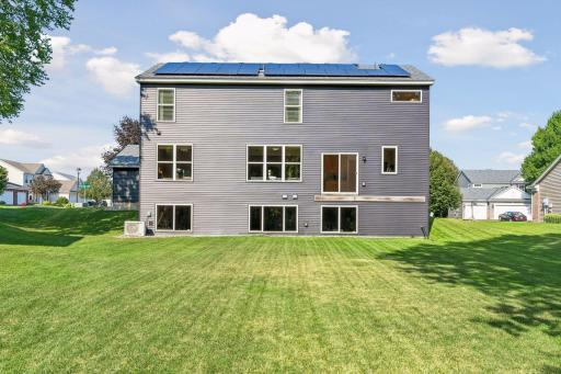 2283 Saint Johns Drive, Woodbury, MN 55129