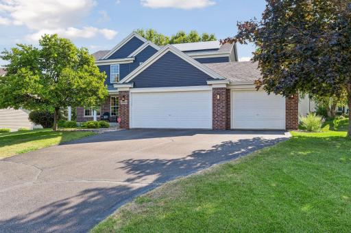 2283 Saint Johns Drive, Woodbury, MN 55129