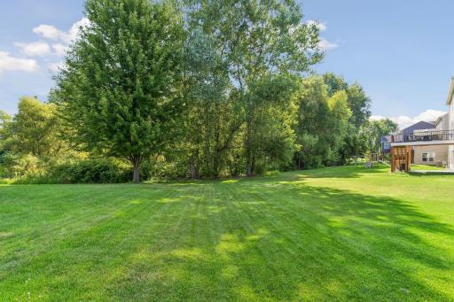 2283 Saint Johns Drive, Woodbury, MN 55129