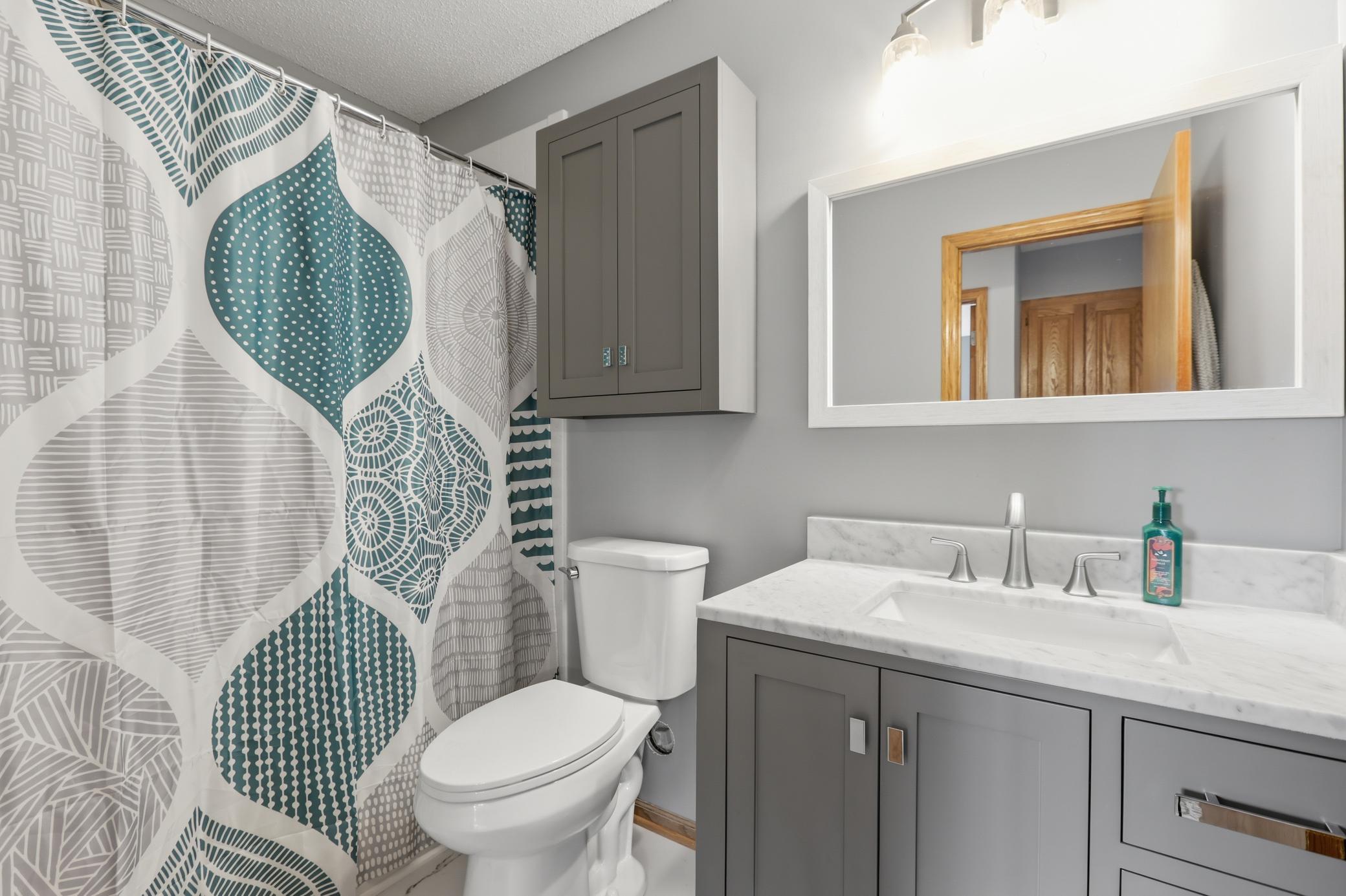 Upper Level 3/4 Bath