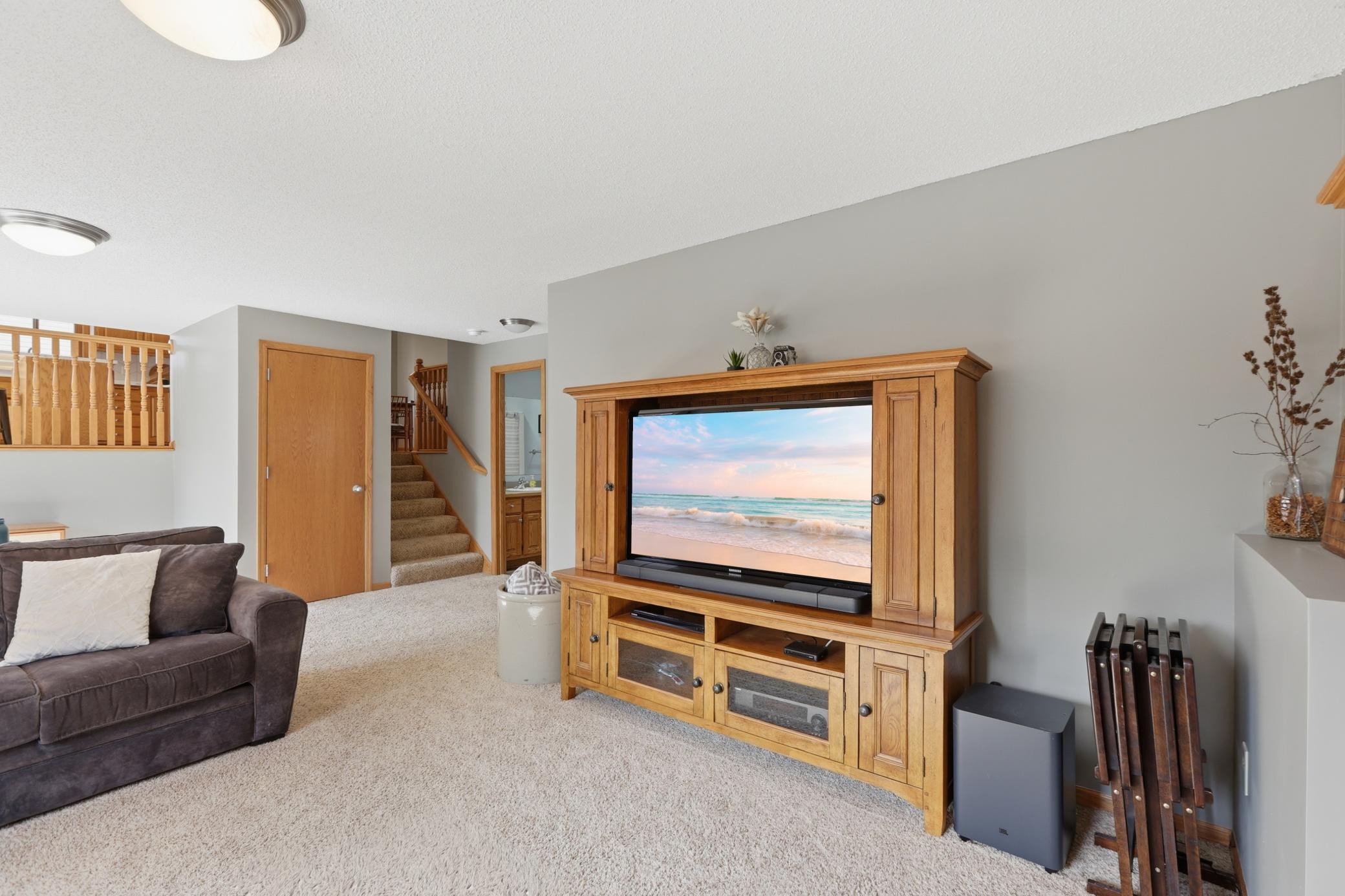 Comfortable Living Room with Abundant Natural Light and an Open Flow