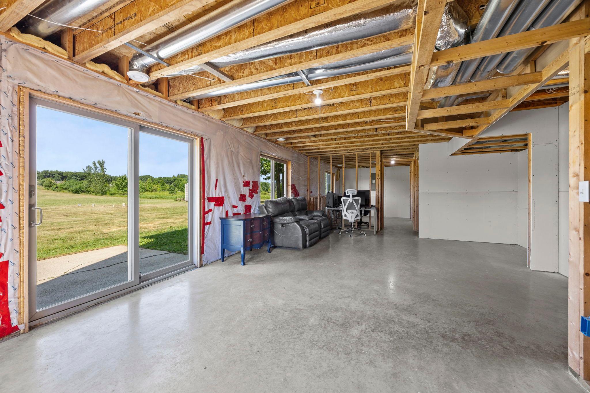 Walkout basement!
