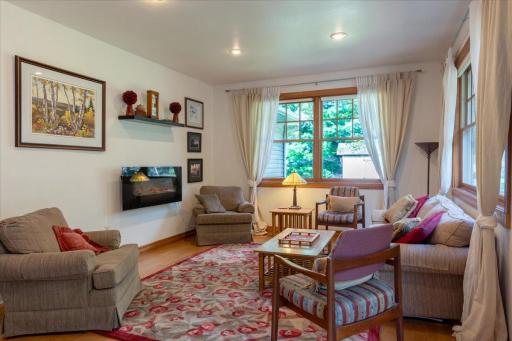 Living Room 2.jpg