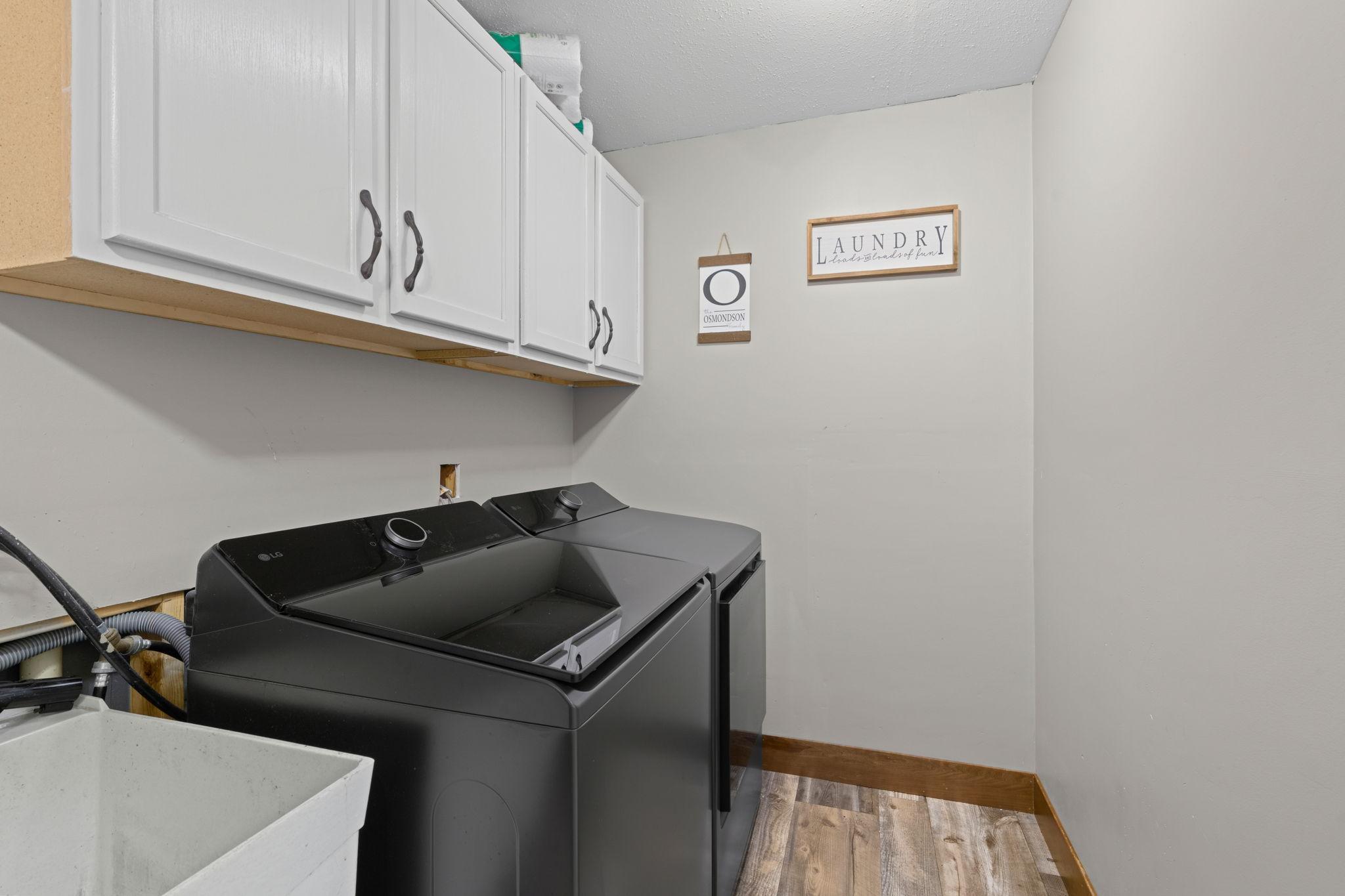 36-web-or-mls-29152 151st St-36.jpg