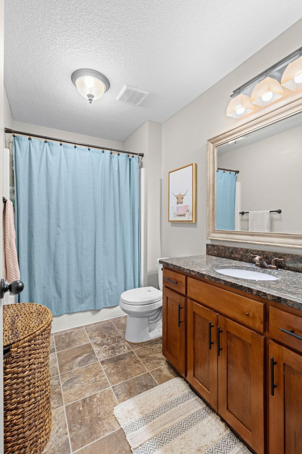 47-web-or-mls-29152 151st St-47.jpg