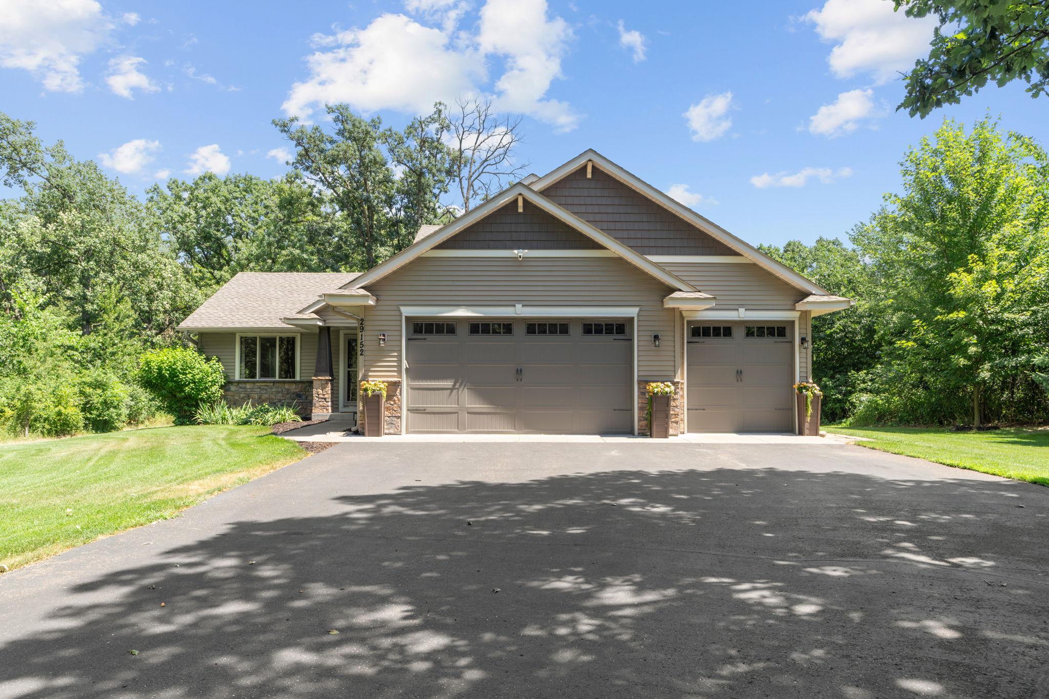 2-web-or-mls-29152 151st St-2.jpg