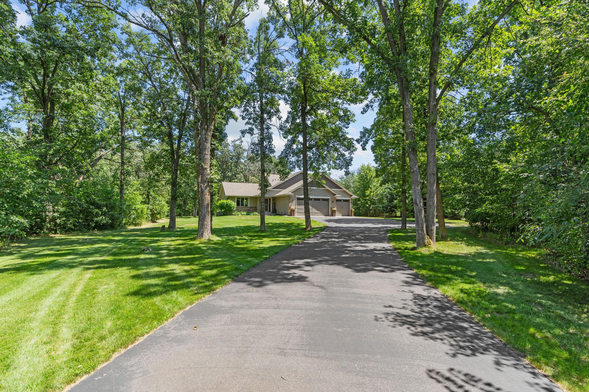 1-web-or-mls-29152 151st St-1.jpg