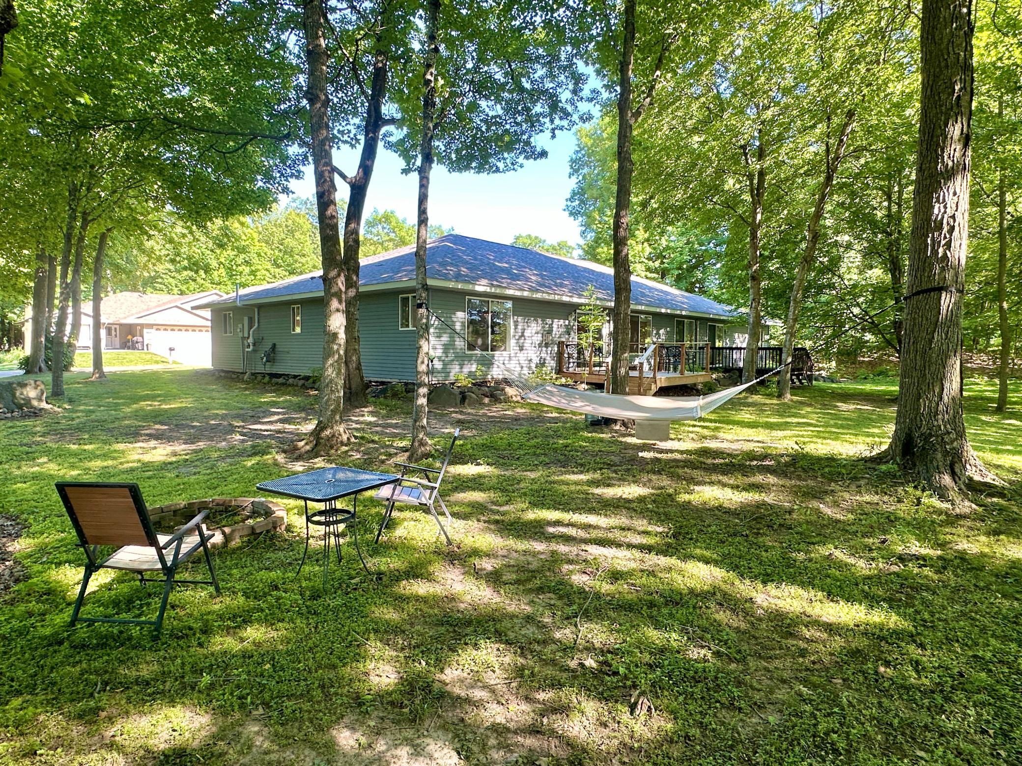 This yard is so quiet and private. You usually don't get this in twin home ownership.
