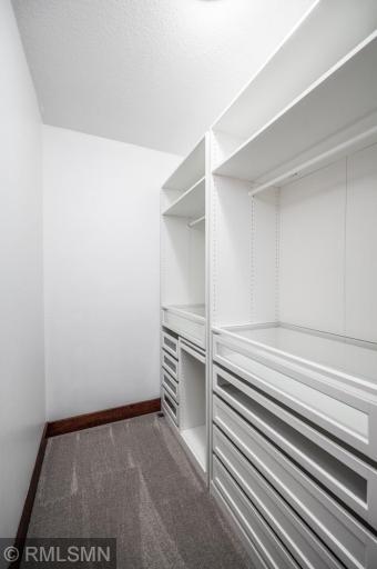 040-009-Bedroom 4 Closet-666x1000.jpg