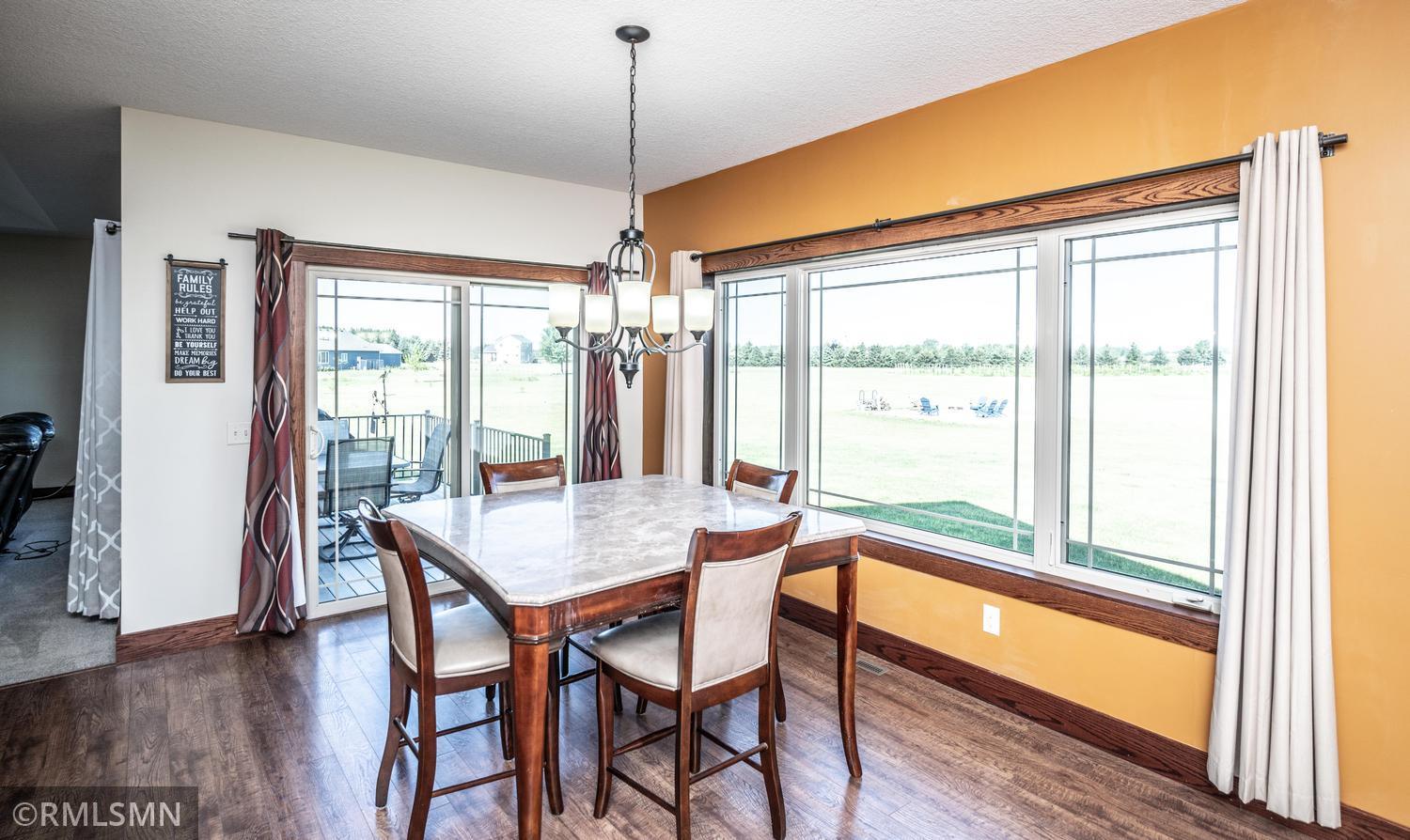 022-027-Dining Room-1500x894.jpg
