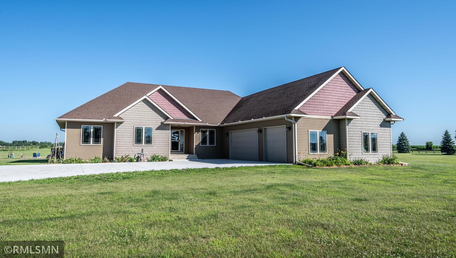 013-010-Front of Home-1500x850.jpg