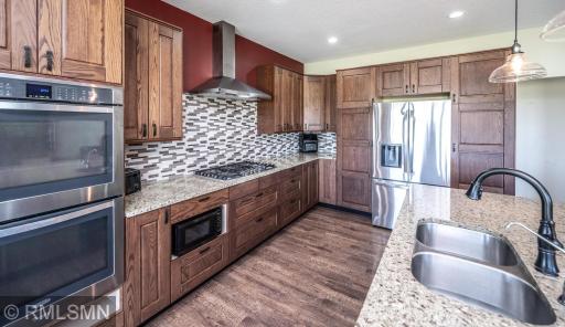 020-020-Kitchen-1500x871.jpg