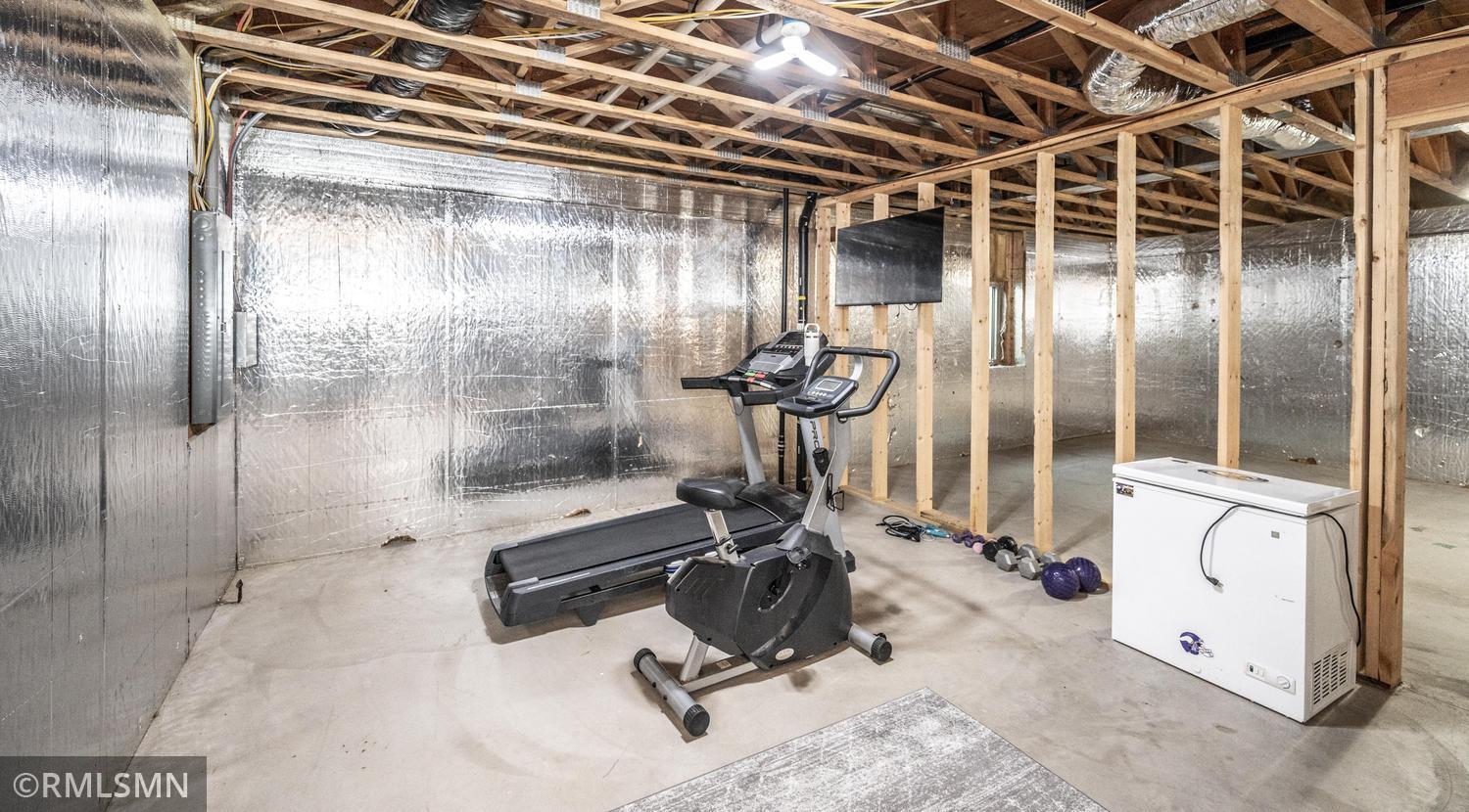 046-011-Basement-1500x830.jpg
