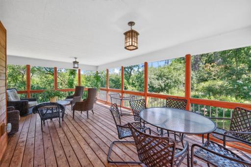 Screened in porch
