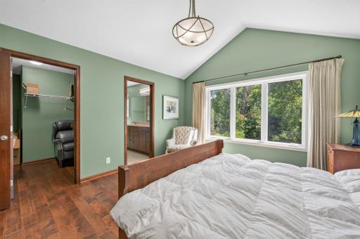 Primary bath/walk in view
