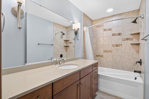 Upper level bath