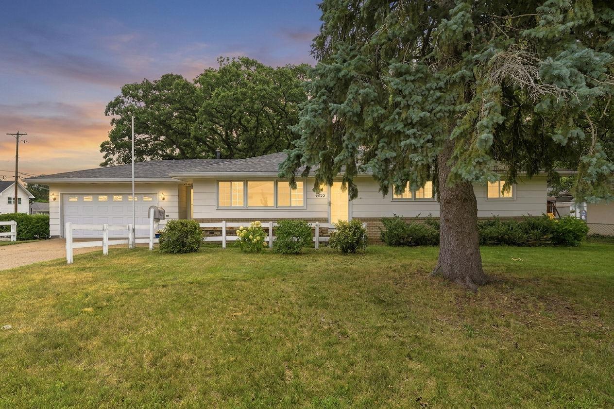 1-web-or-mls-4855 7th Street NE, Columbia Heights-16.jpg