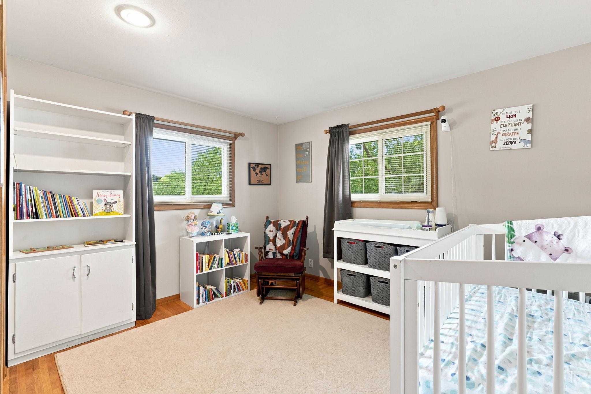 15-web-or-mls-4855 7th Street NE, Columbia Heights-12.jpg