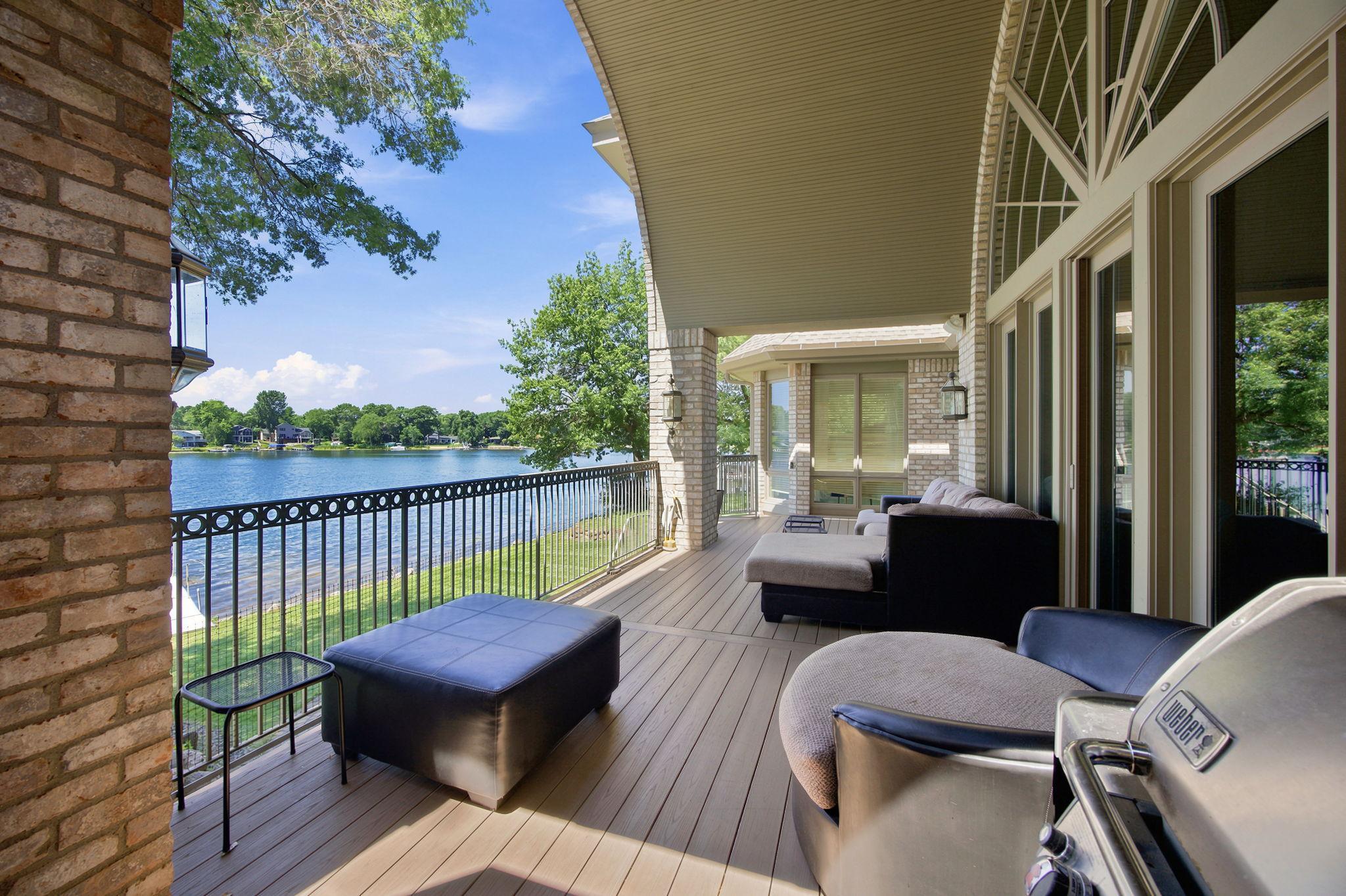 Spacious deck offers plenty of space to relax or entertain