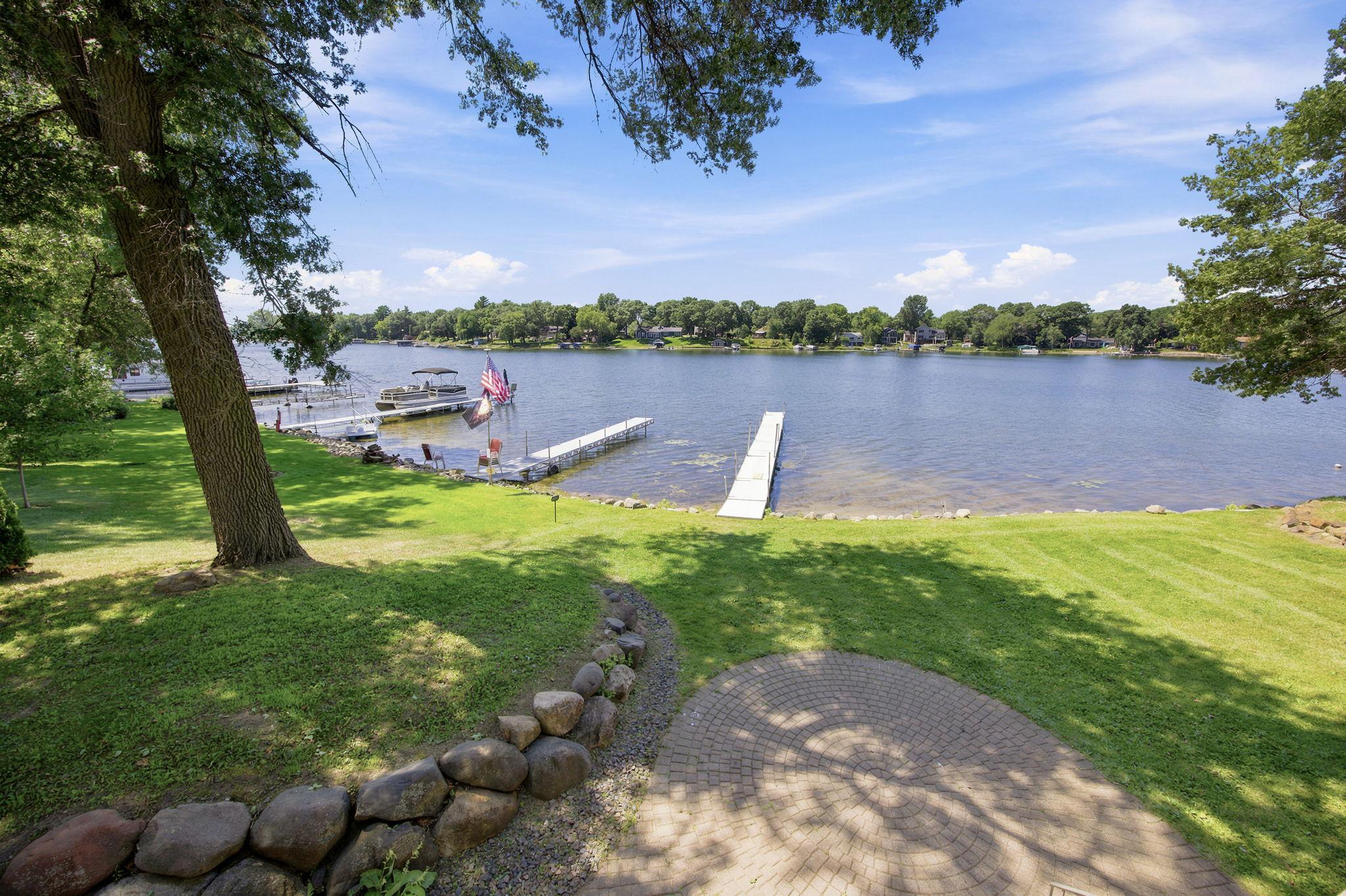 Enjoy all that lake living has to offer, from boating and fishing to swimming and relaxing by the shore