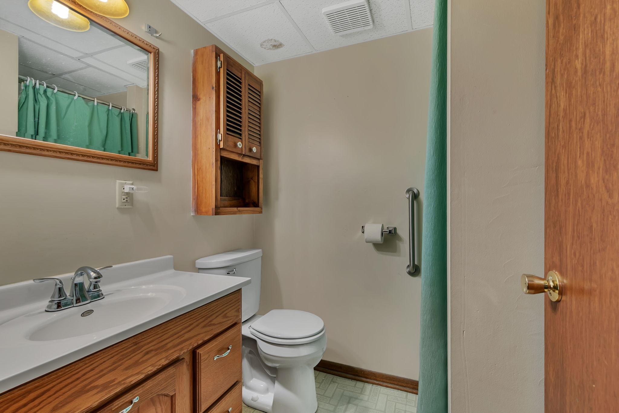 Lower Level 3/4 bath
