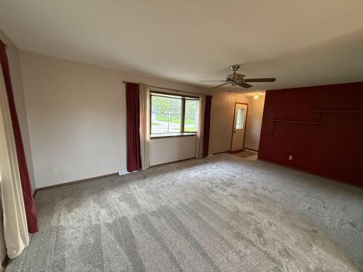 570 3rd Street NW, Richmond, MN 56368