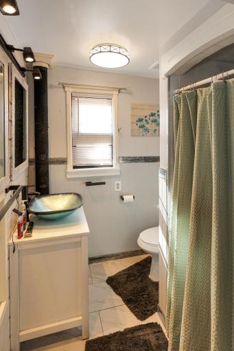 Main floor three quarter bathroom.jpg