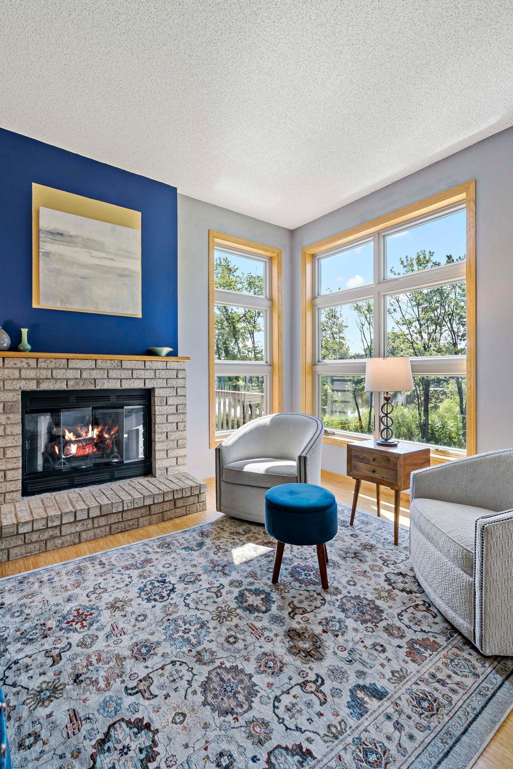 20-web-or-mls-630 Sullivan Ln Columbia Heights MN_0045.jpg