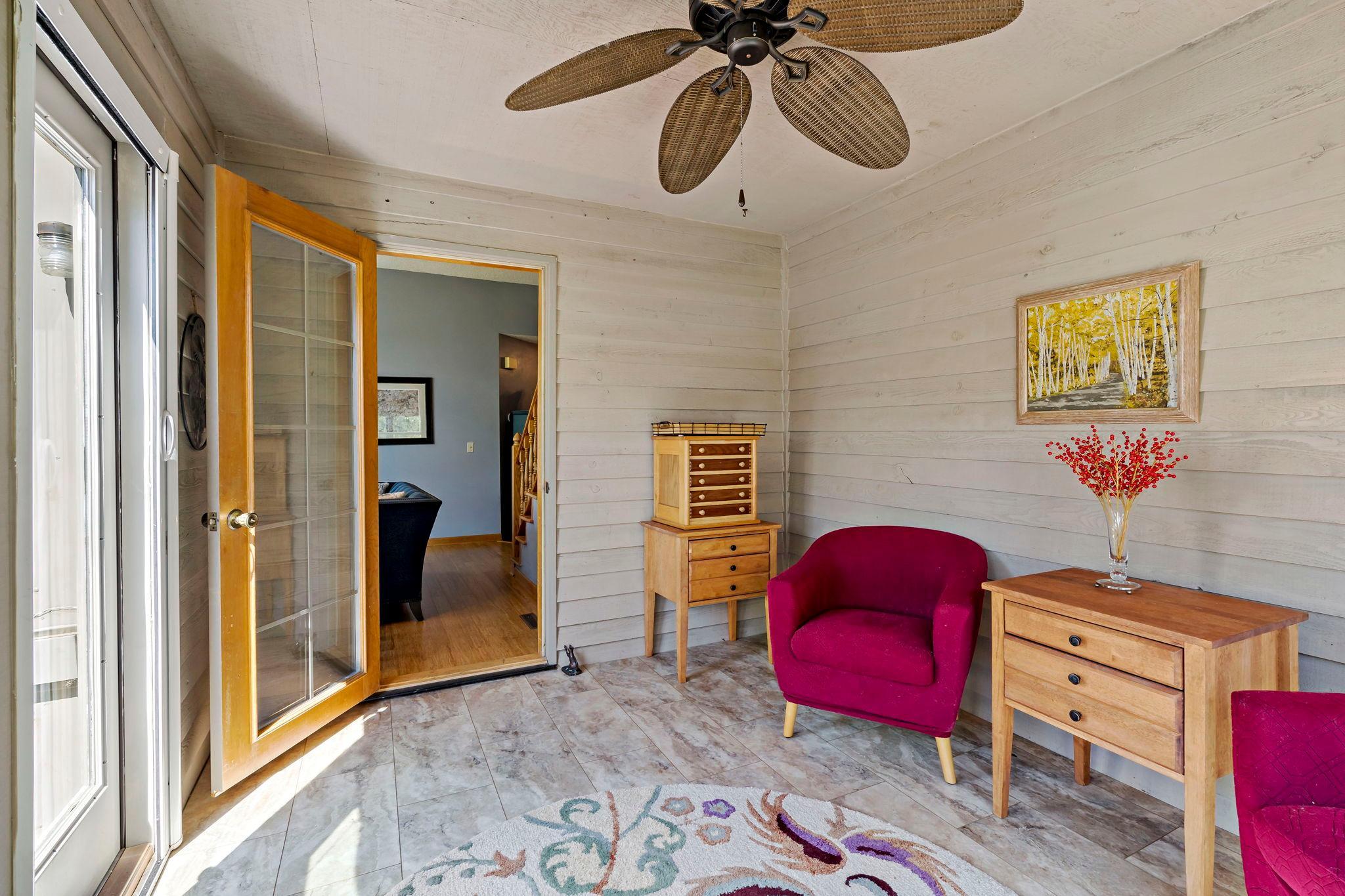 33-web-or-mls-630 Sullivan Ln Columbia Heights MN_0058.jpg