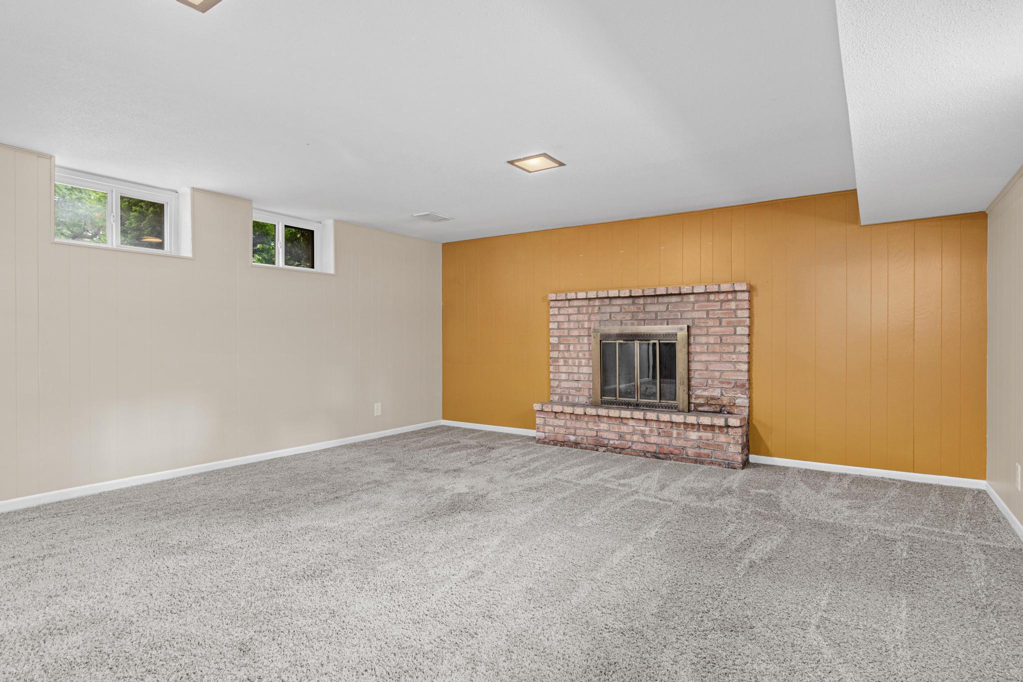 LL Fireplace