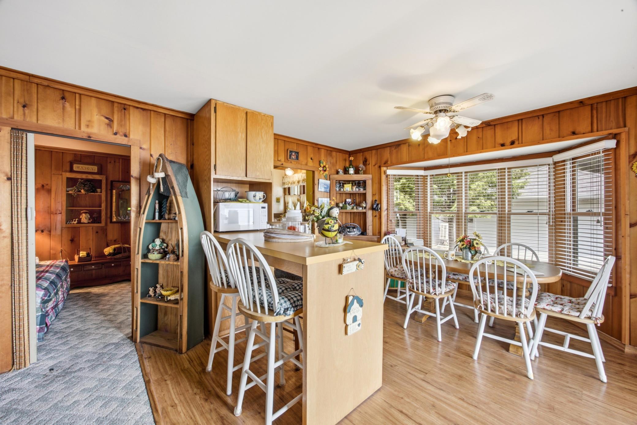 informal dining