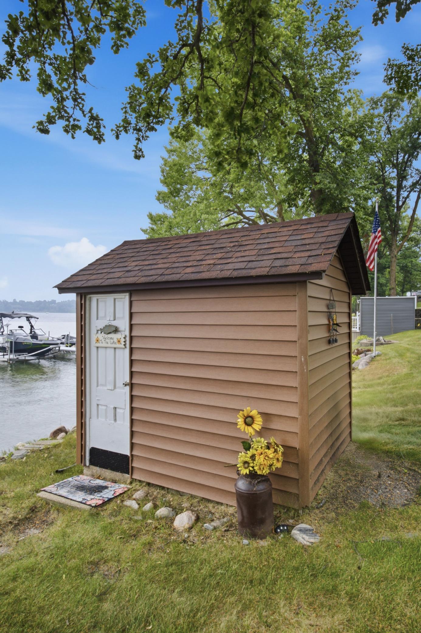 Shed
