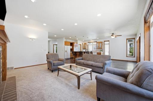 868 32nd Street S, Moorhead, MN 56560
