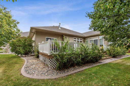 868 32nd Street S, Moorhead, MN 56560