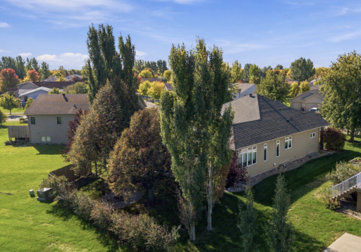 868 32nd Street S, Moorhead, MN 56560