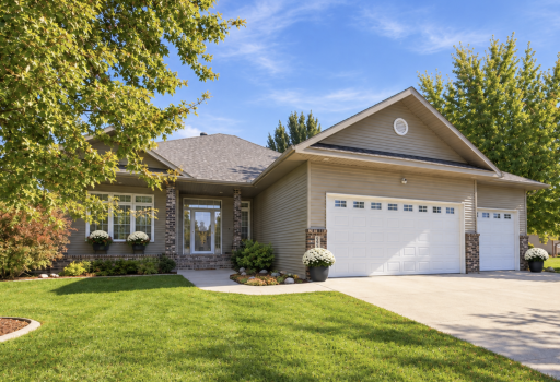 868 32nd Street S, Moorhead, MN 56560