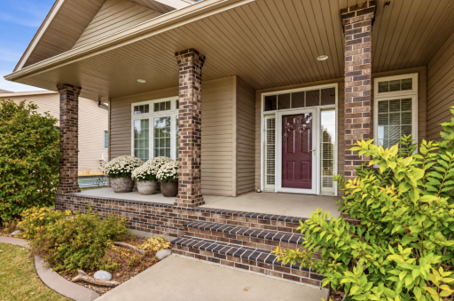 868 32nd Street S, Moorhead, MN 56560