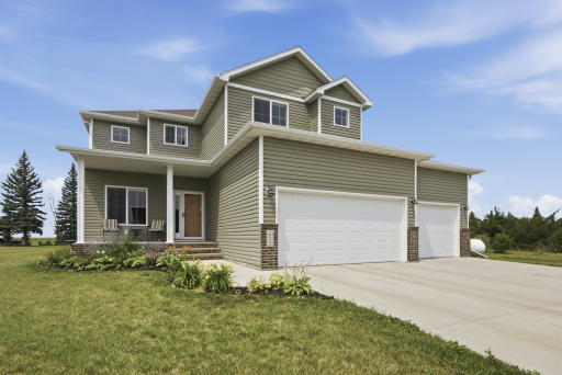 Photo for 605 Sheyenne Drive, Abercrombie, ND 58001 - listing #7108820 605 Sheyenne Drive, Abercrombie, ND 58001