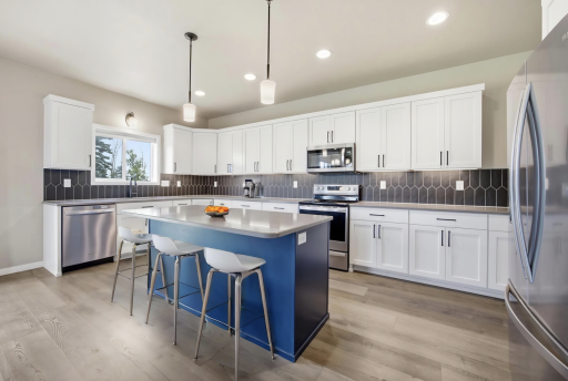 605 Sheyenne Drive, Abercrombie, ND 58001