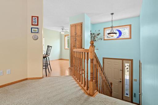6533 Neddersen Cir-Front Entry-Vaulted Ceiling.jpg