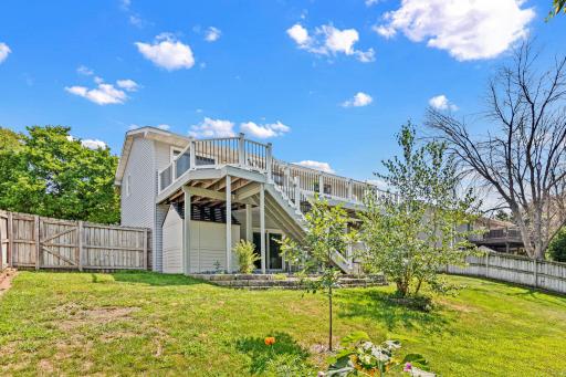 6533 Neddersen Cir-Backyard.jpg