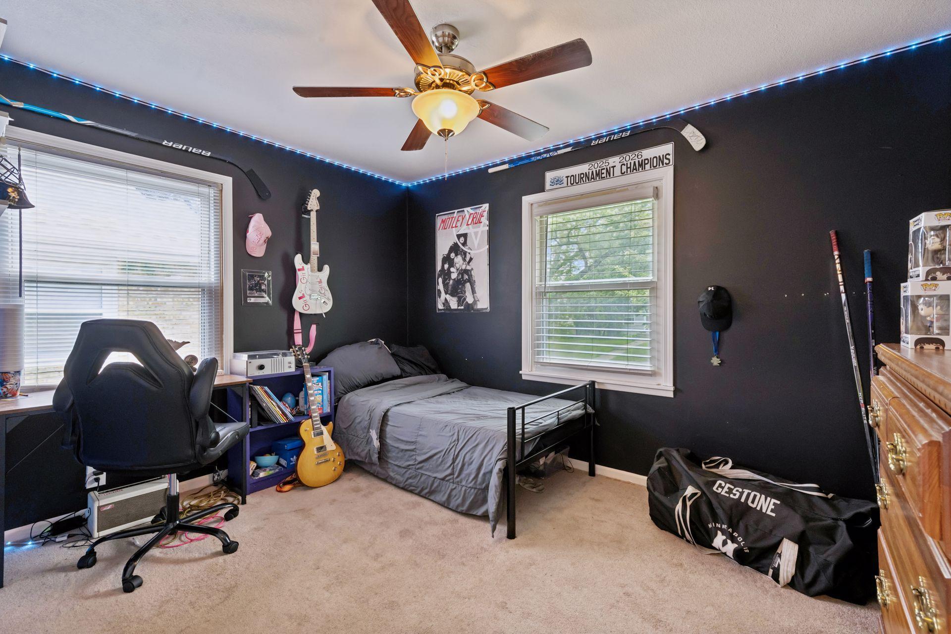 Photo 12
