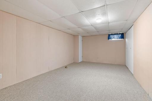 Bonus room with potential for fourth bedroom
