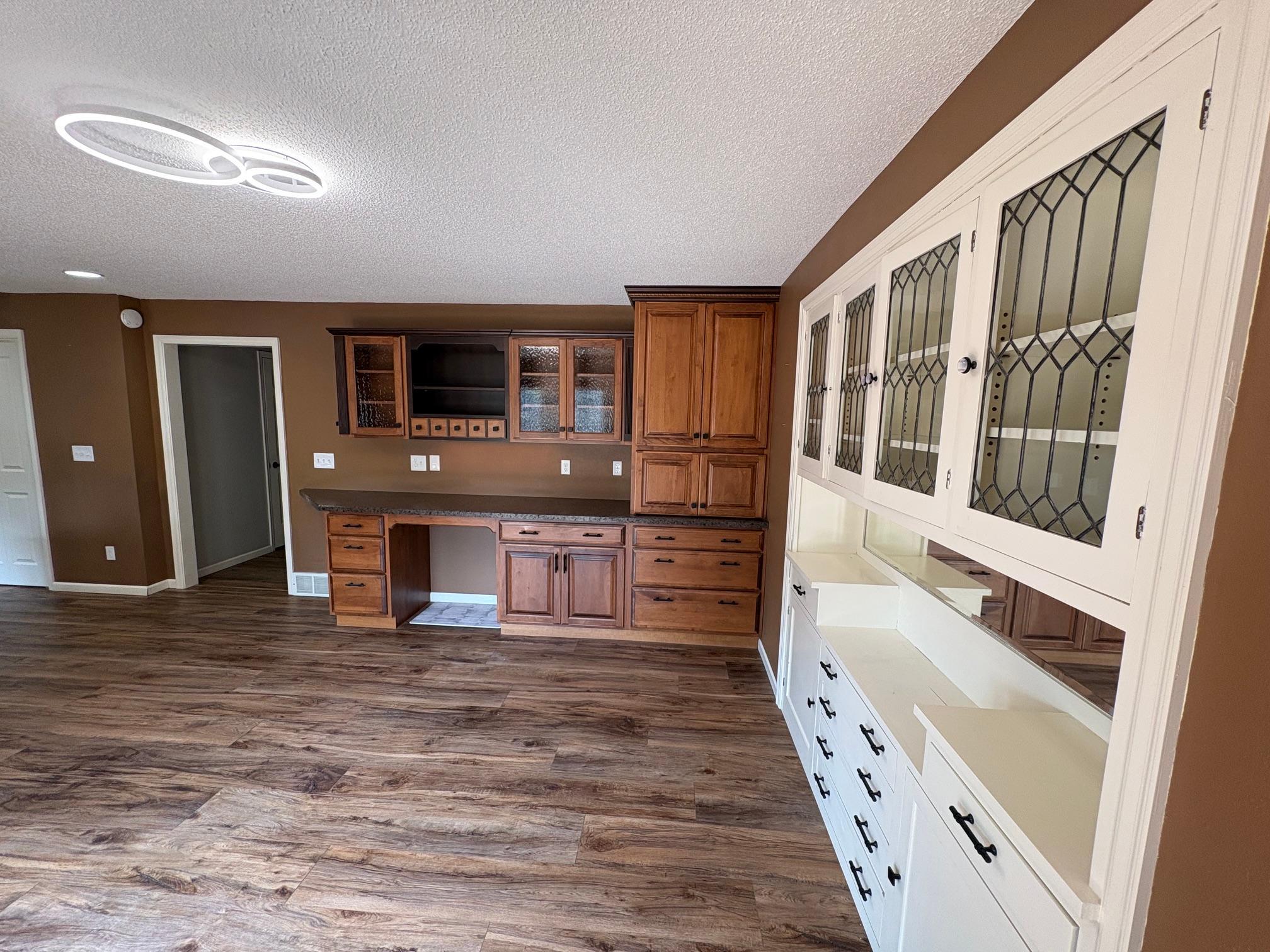Office/dining area