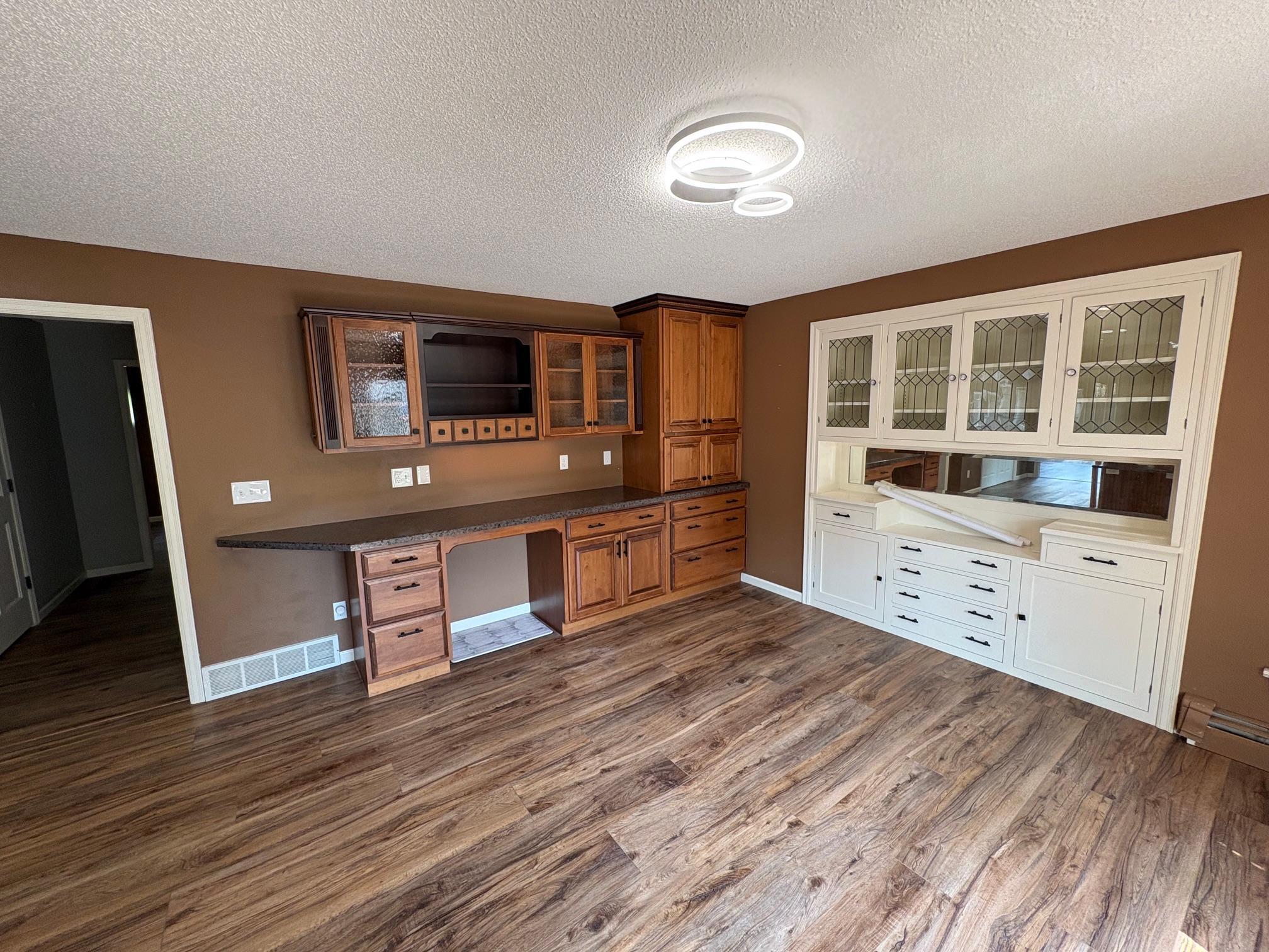 Office/dining area