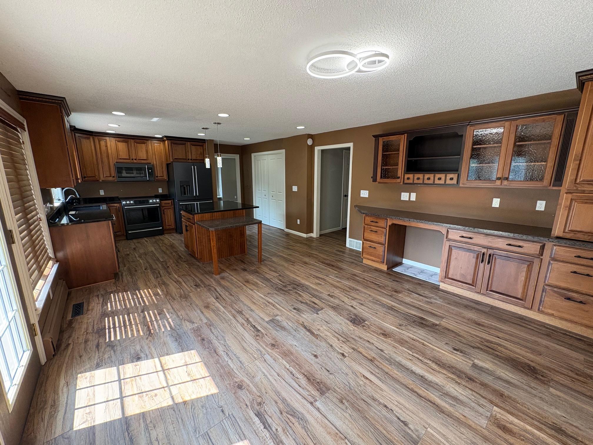 Office/dining & kitchen