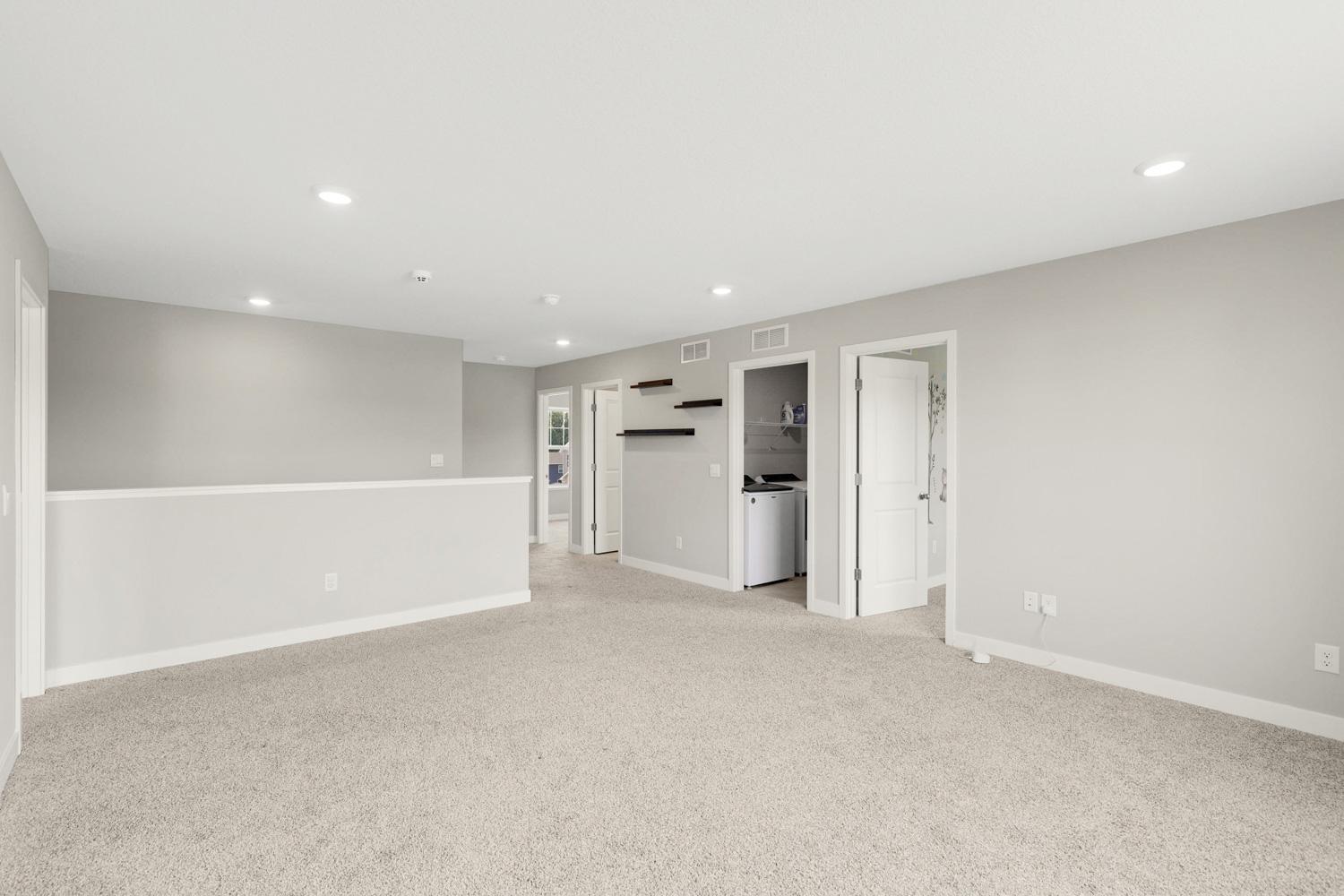 Endless Entertainment Space