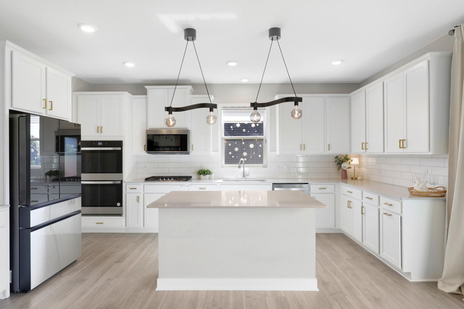 Oversized Quartz Island
