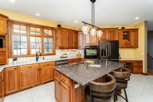 7005 Halifax Lane NW, Rochester, MN 55901